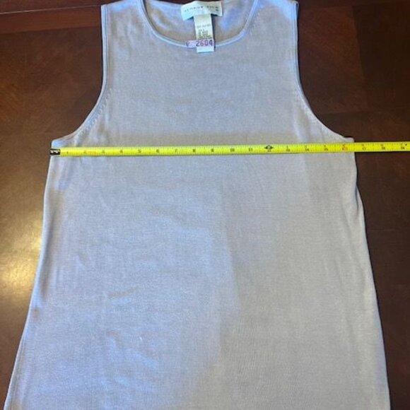 vintage August Silk Womens Sleeveless lilac Top 100% Silk Size L - Picture 4 of 7
